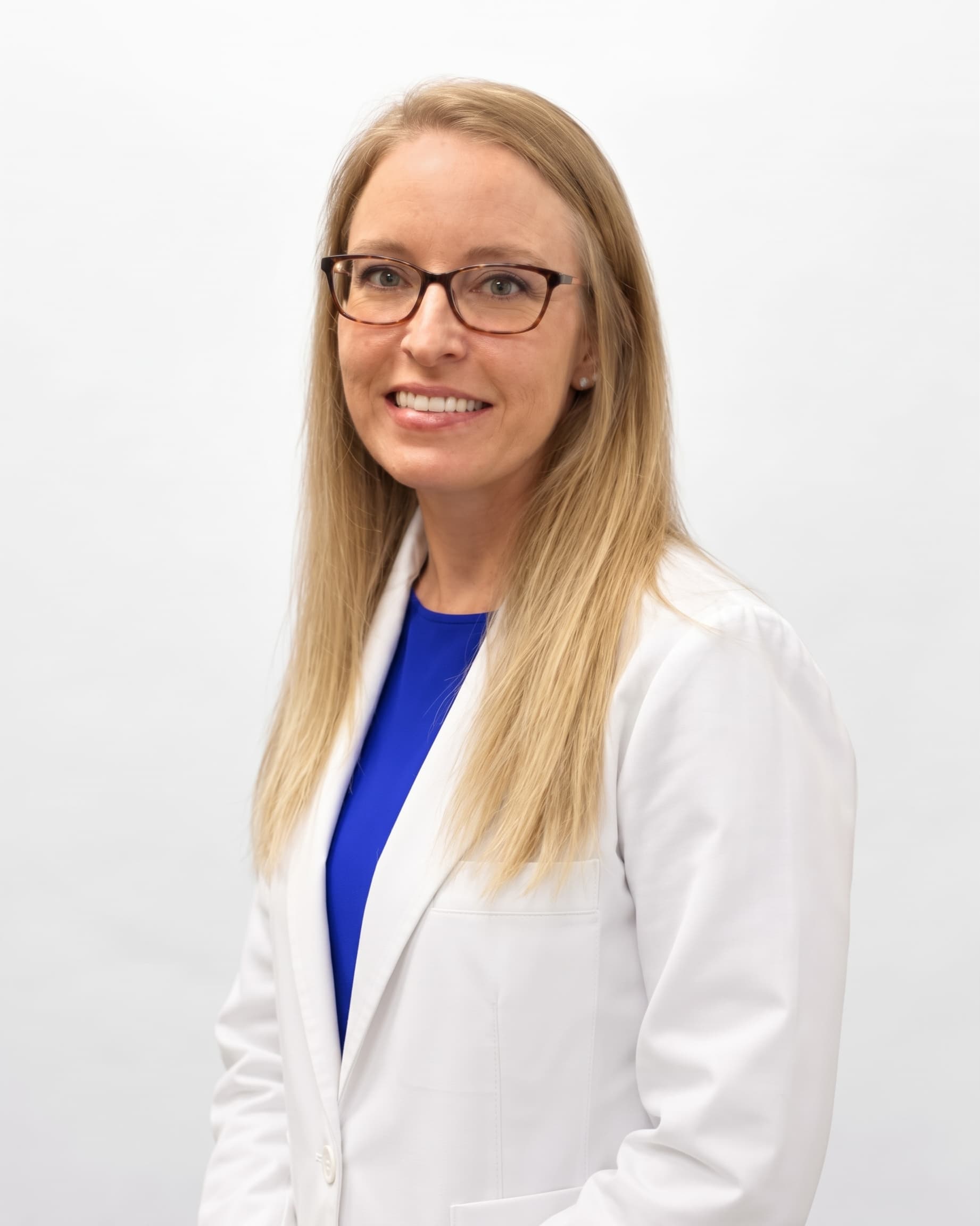 Laura Smith Headshot
